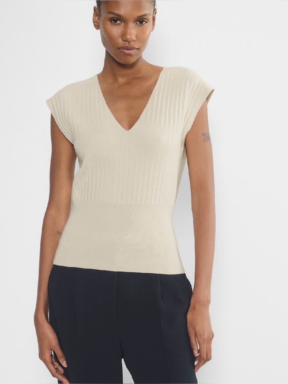 Aritzia Babaton Typewrite Capsleeve Sweater Matte Pearl
